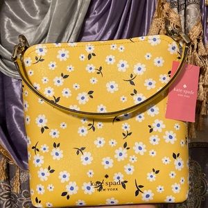 Kate Spade Small bucket